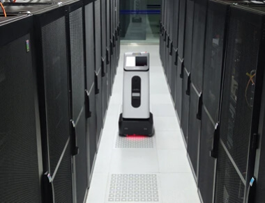 Industrial Panel PCs Applies To Patrol Robot In Data Center