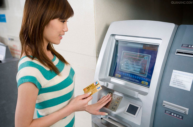 Touch Monitor And Panel PCs Used In Self-service Terminal Payment Kiosk